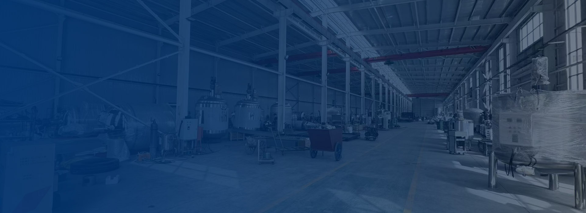 Our stainless steel IBCs are UN-certified for chemicals and food-grade for oils and juices. Mirror-polished interiors resist corrosion and stay like new after years of use. Full penetration welds, 3.1 certificates, UN/DOT certified. Custom options: heating jackets, insulation, special valves, non-standard sizes. Built for chemical storage, food industry, and pharmaceutical applications. Stainless Steel 304/316L IBC Tanks – Engineered for Quality & Custom Solutions